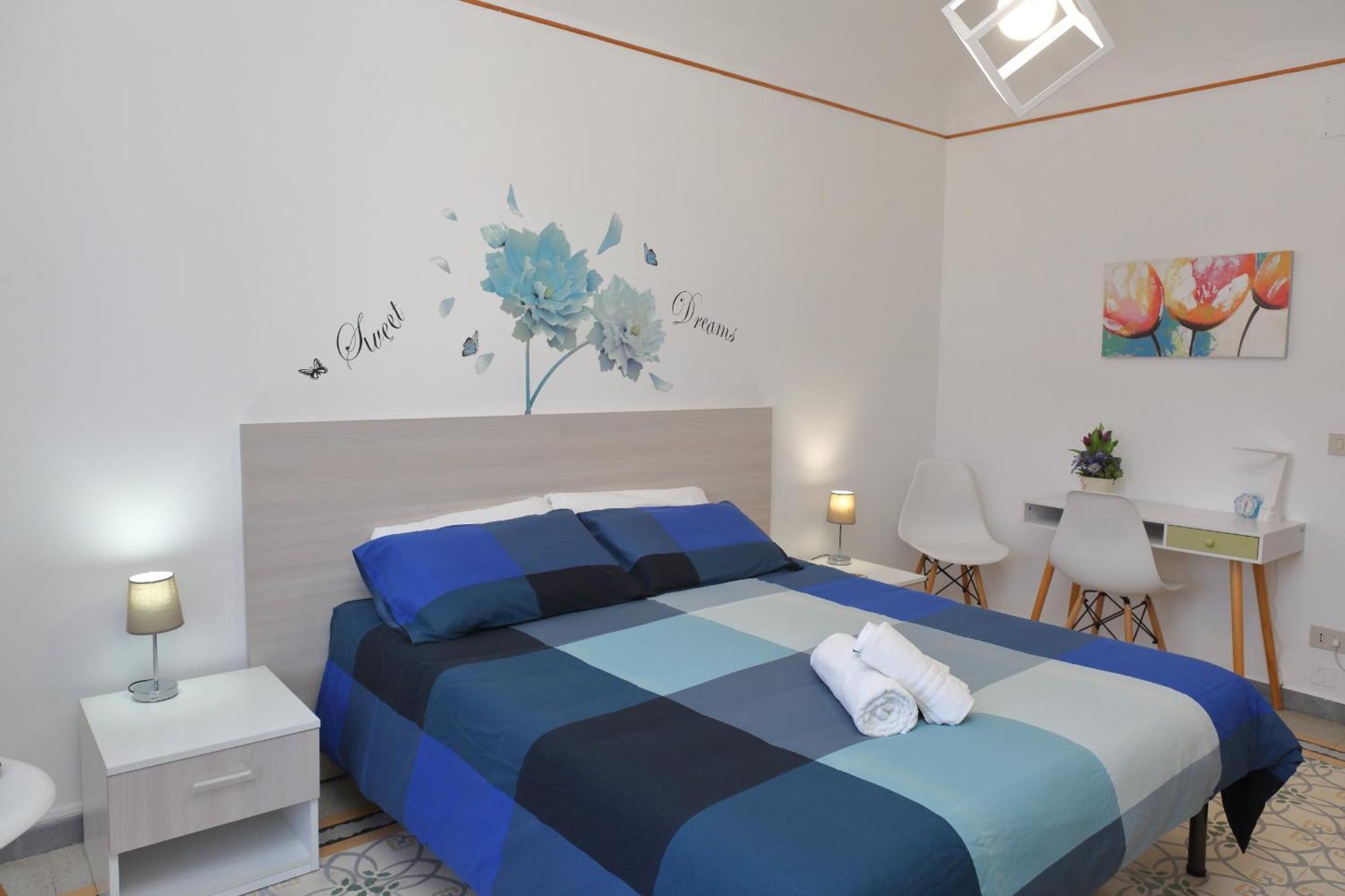 Terrazza Del Cortile - By Vacation Service Чефалу Екстериор снимка